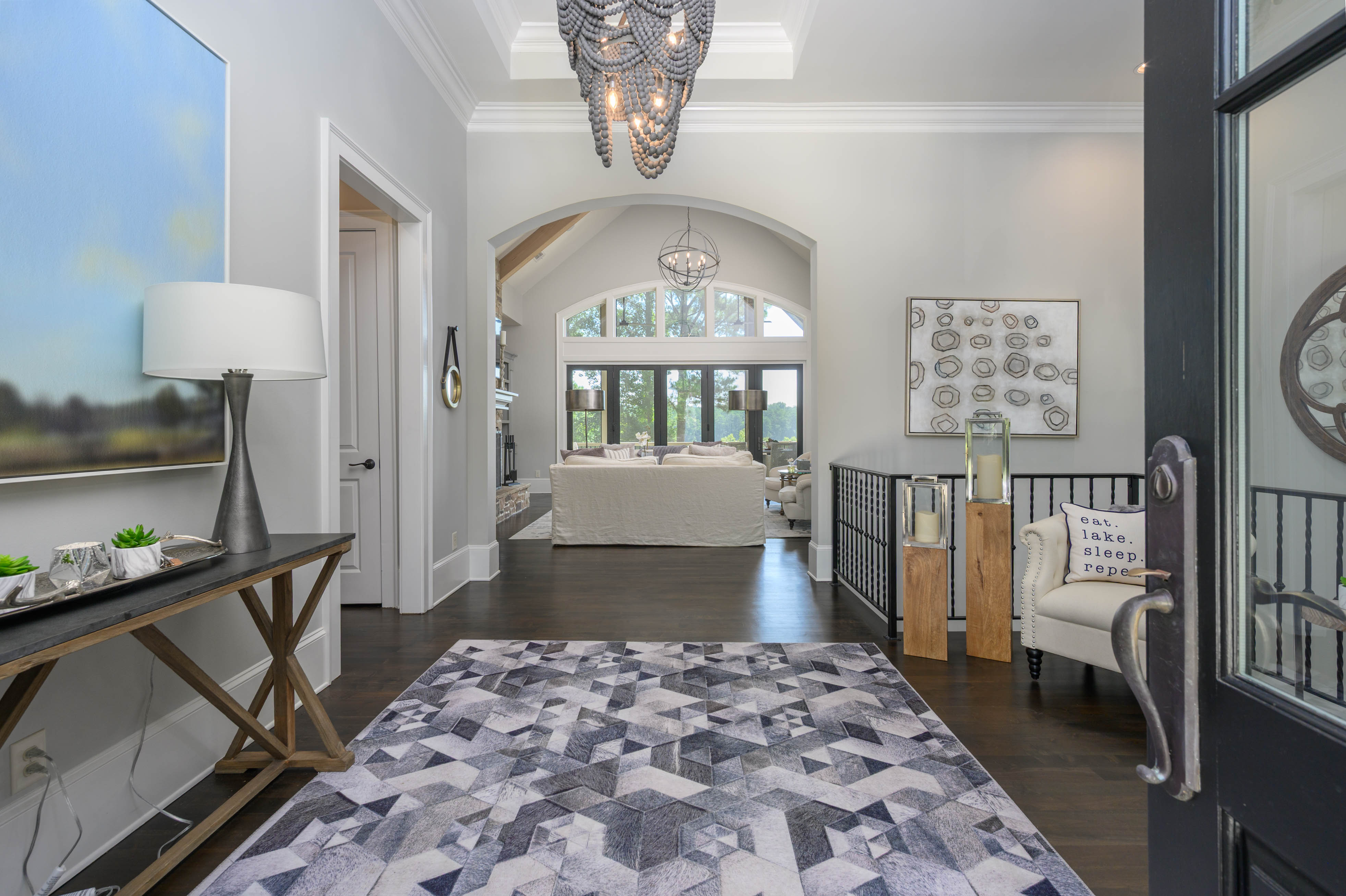 1060 Montgomery Drive image 4